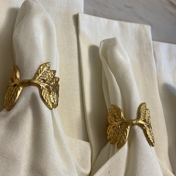 Set of 8 Cloth Napkins, Creamy Off-White. NWT - Picture 9 of 11